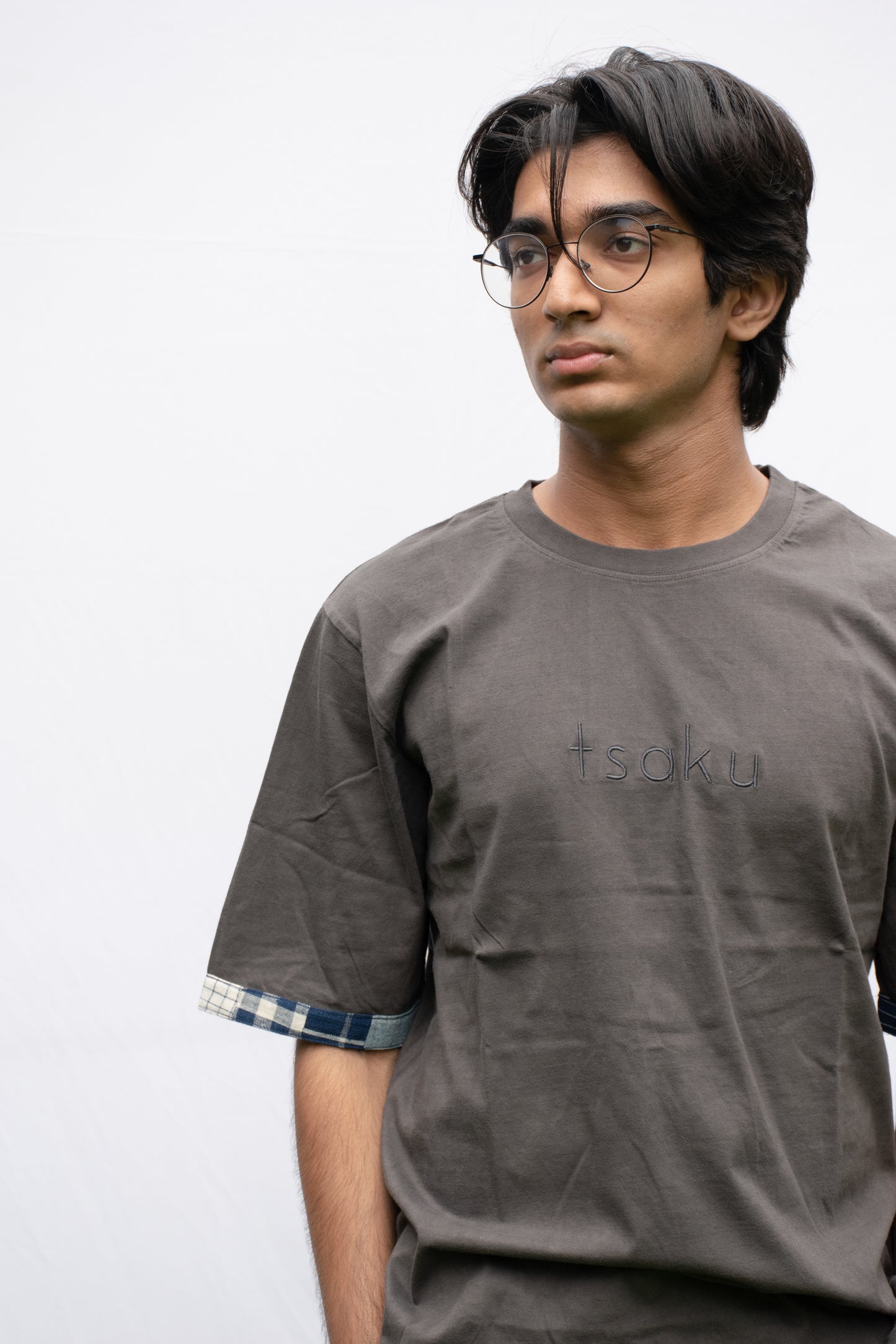 Grey oversized t-shirt with patchwork sleeves