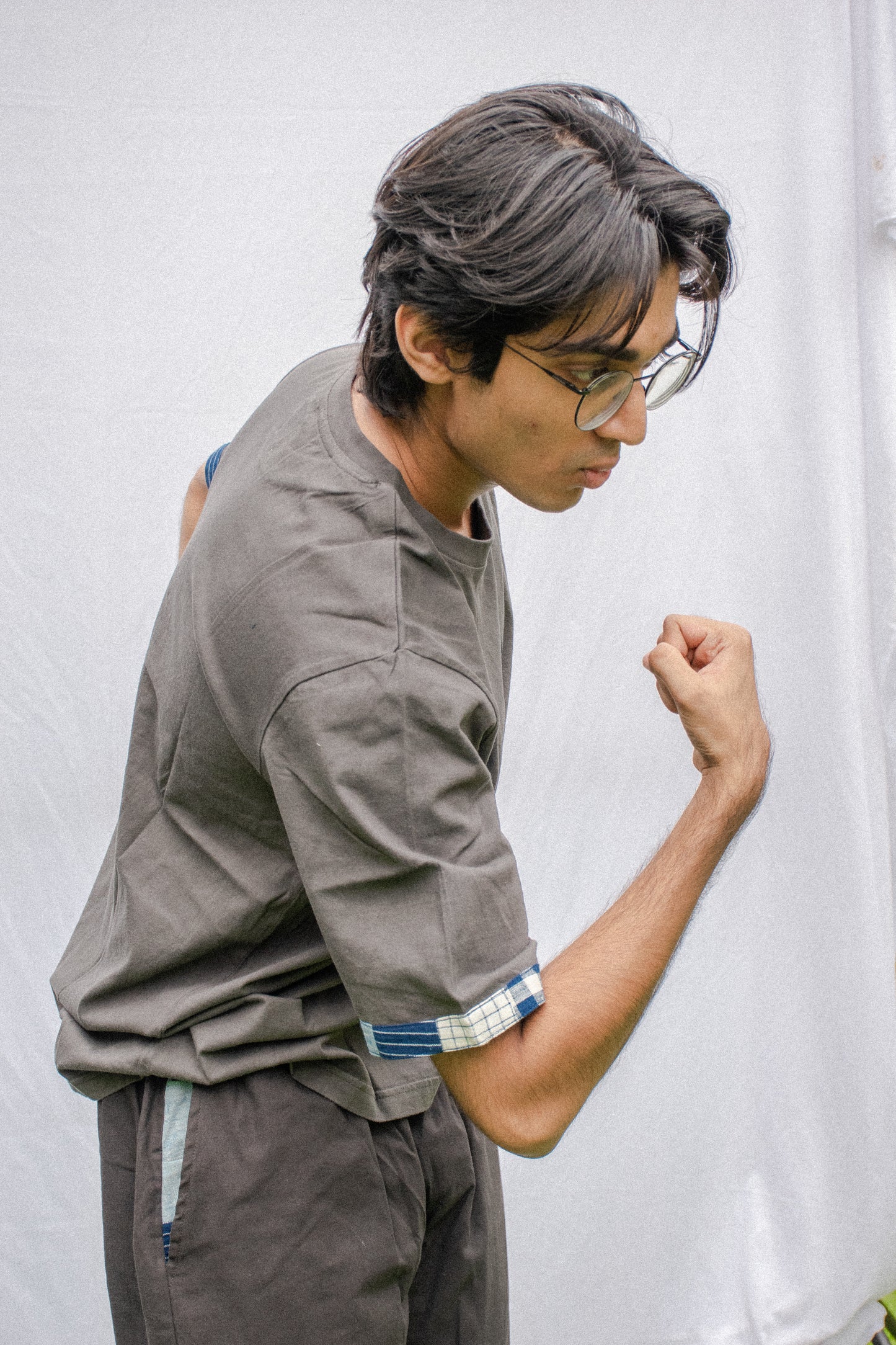Grey oversized t-shirt with patchwork sleeves